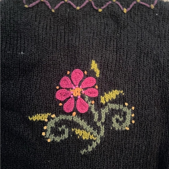 Planet Earth Imported Black and Pink Cottage Core Embroidered Grandma Cardigan - Picture 5 of 6